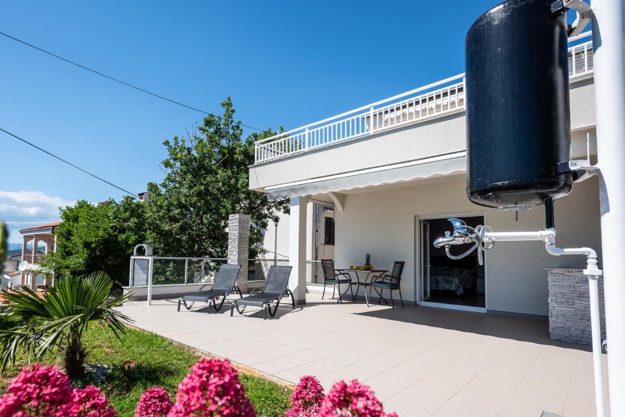 Apartments Omorfia كلارجيفيكا المظهر الخارجي الصورة