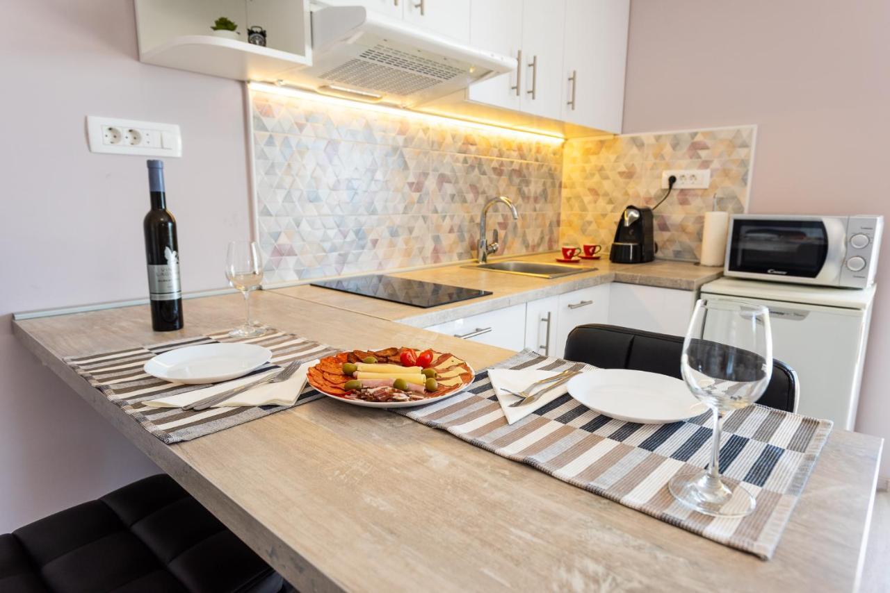 Apartments Omorfia كلارجيفيكا المظهر الخارجي الصورة