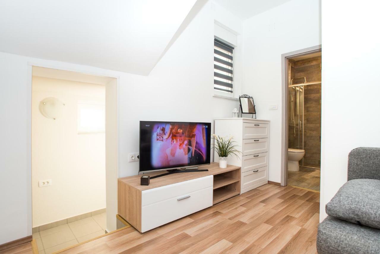 Apartments Omorfia كلارجيفيكا المظهر الخارجي الصورة