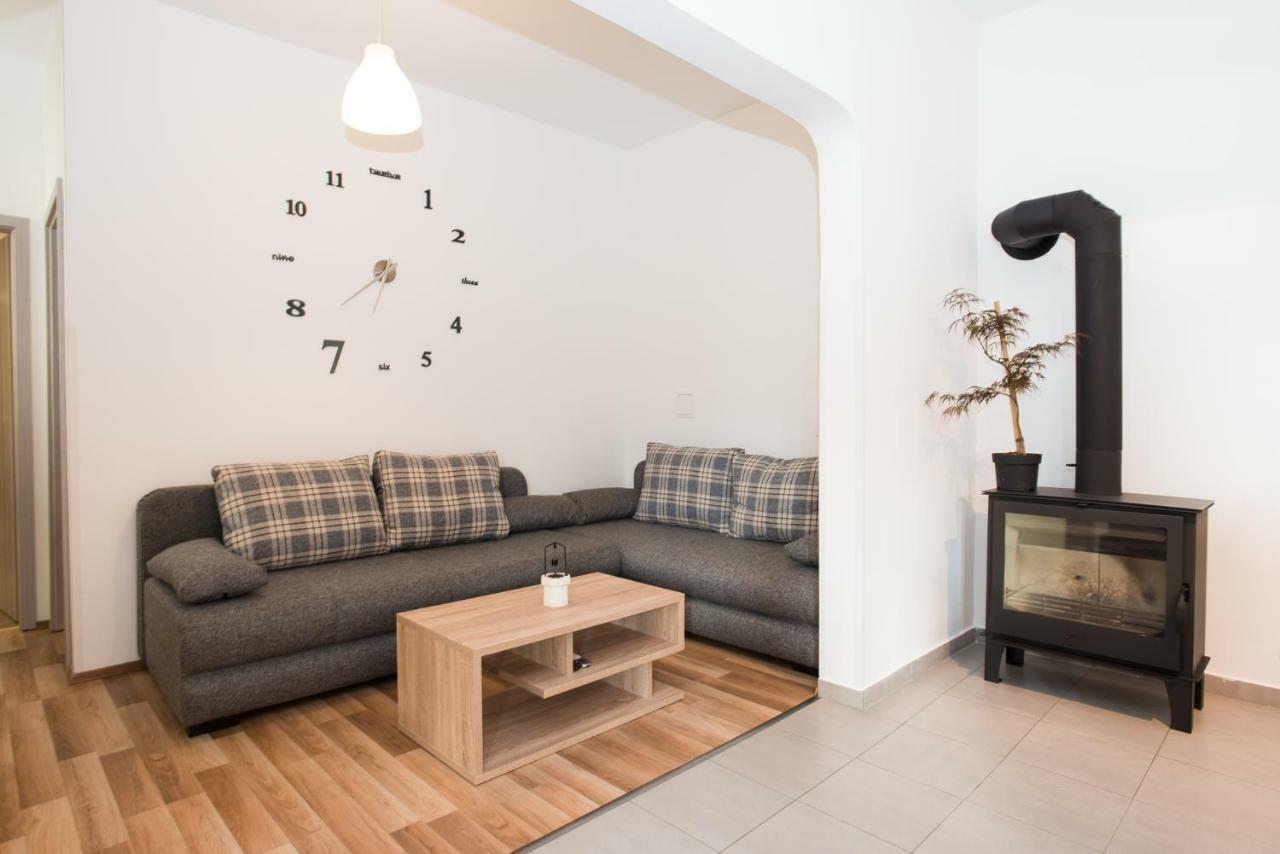 Apartments Omorfia كلارجيفيكا المظهر الخارجي الصورة
